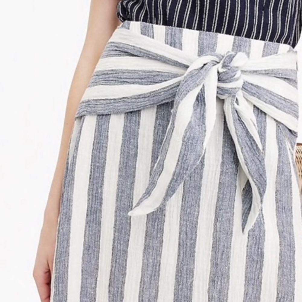 Point sur Limited edition mini skirt